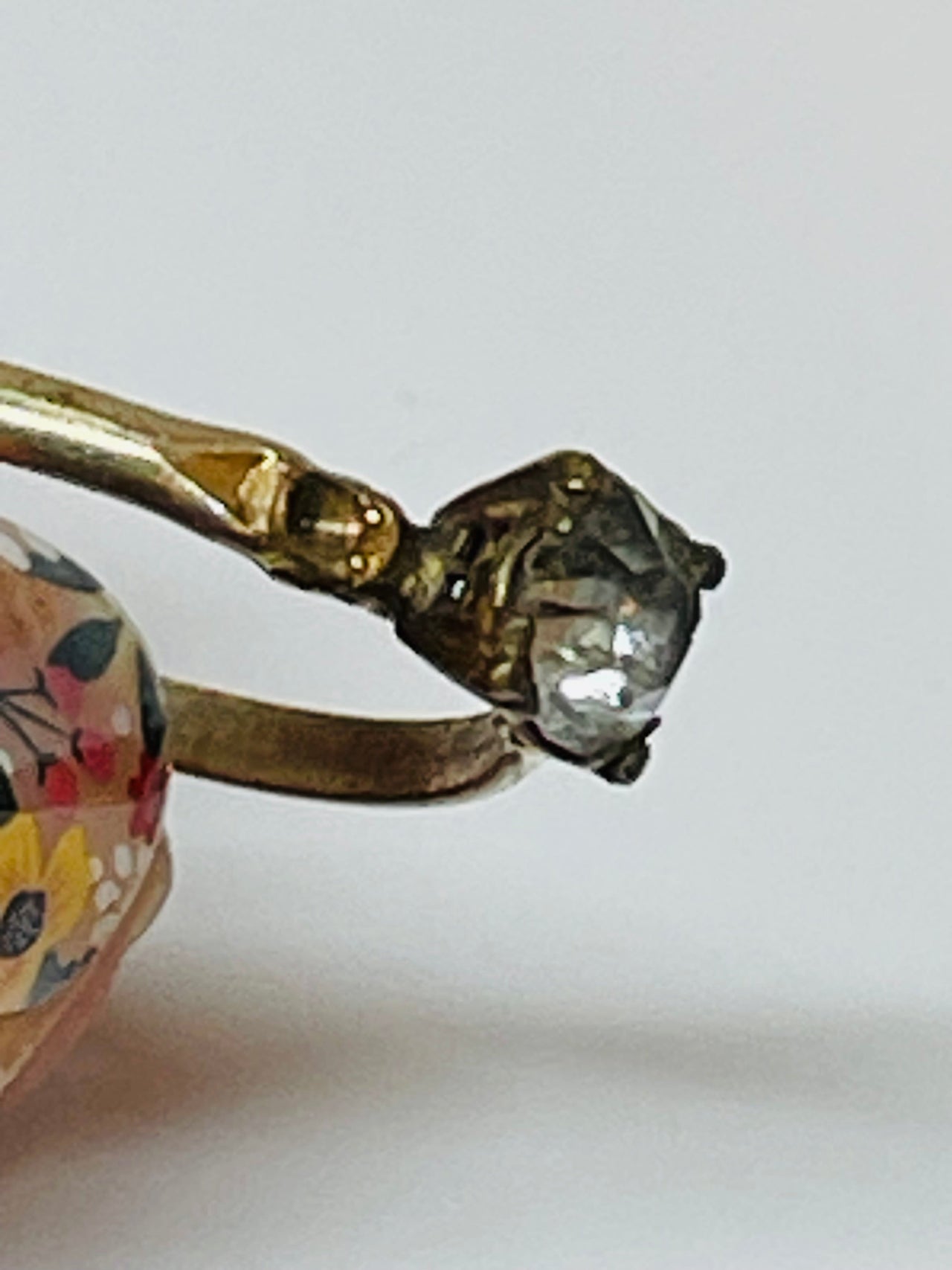 Inayah- Gold Filled Glass Stone Ring Devil's Details 