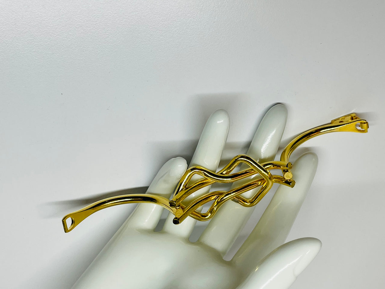 Gold Tone Bow Choker and Bracelet Set