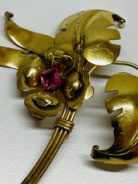 Thumbnail for 1940’s Gold Flower Brooch Devil's Details 