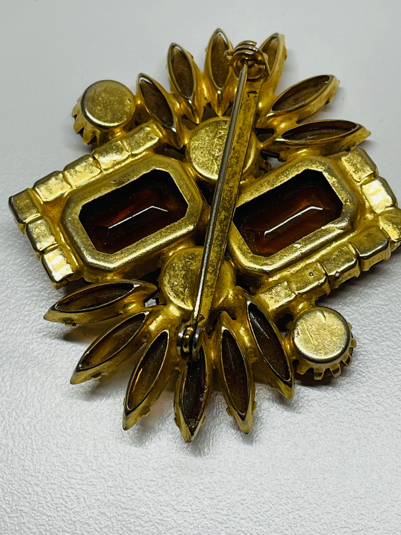 1960’s Brown, Orange and Green Rhinestone Brooch Devil's Details 