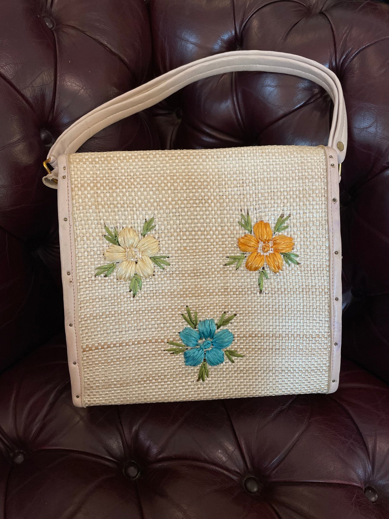 1960s Oversized Floral Raffia Purse Devil's Details 