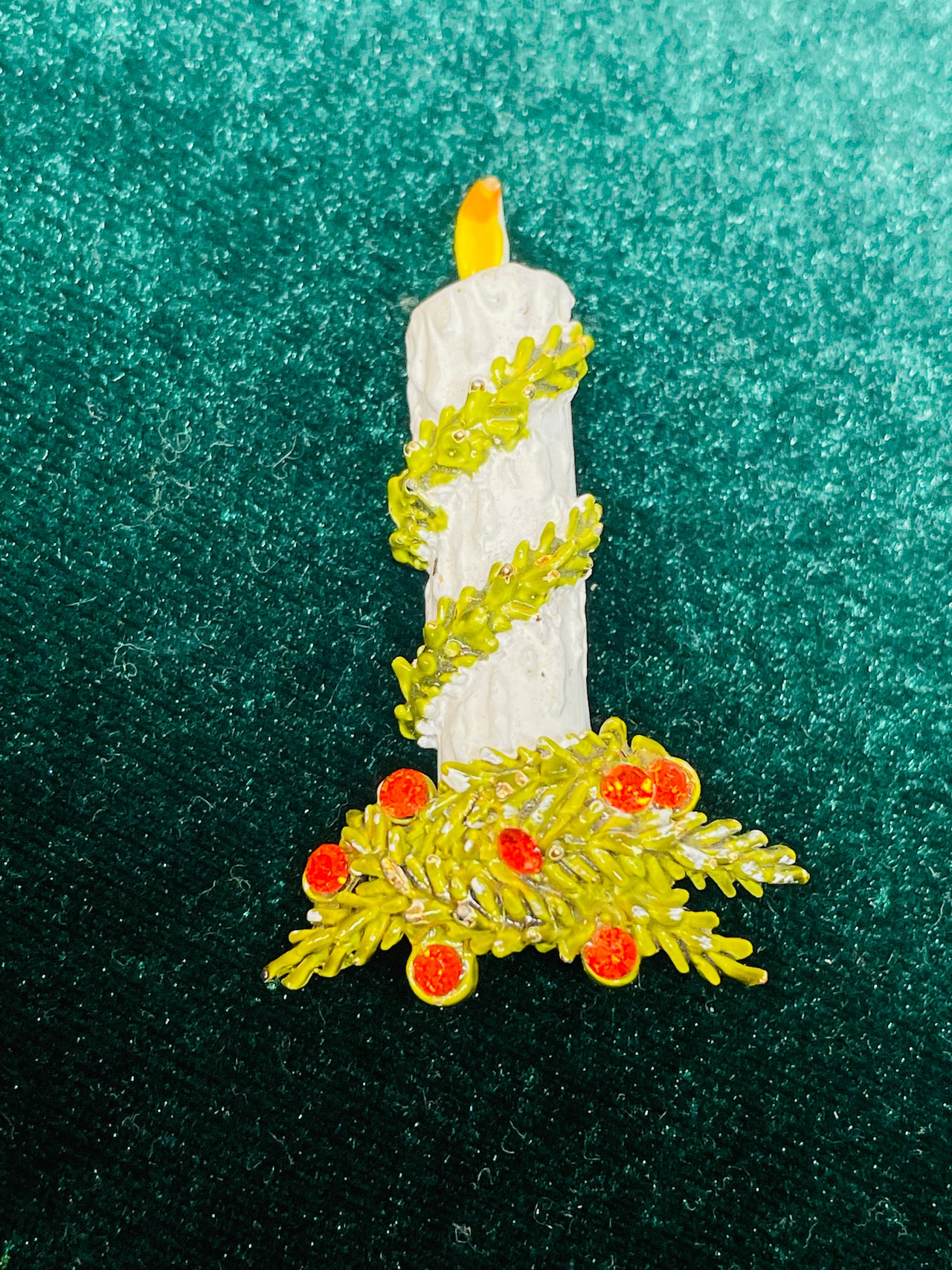Holiday Candle Brooch