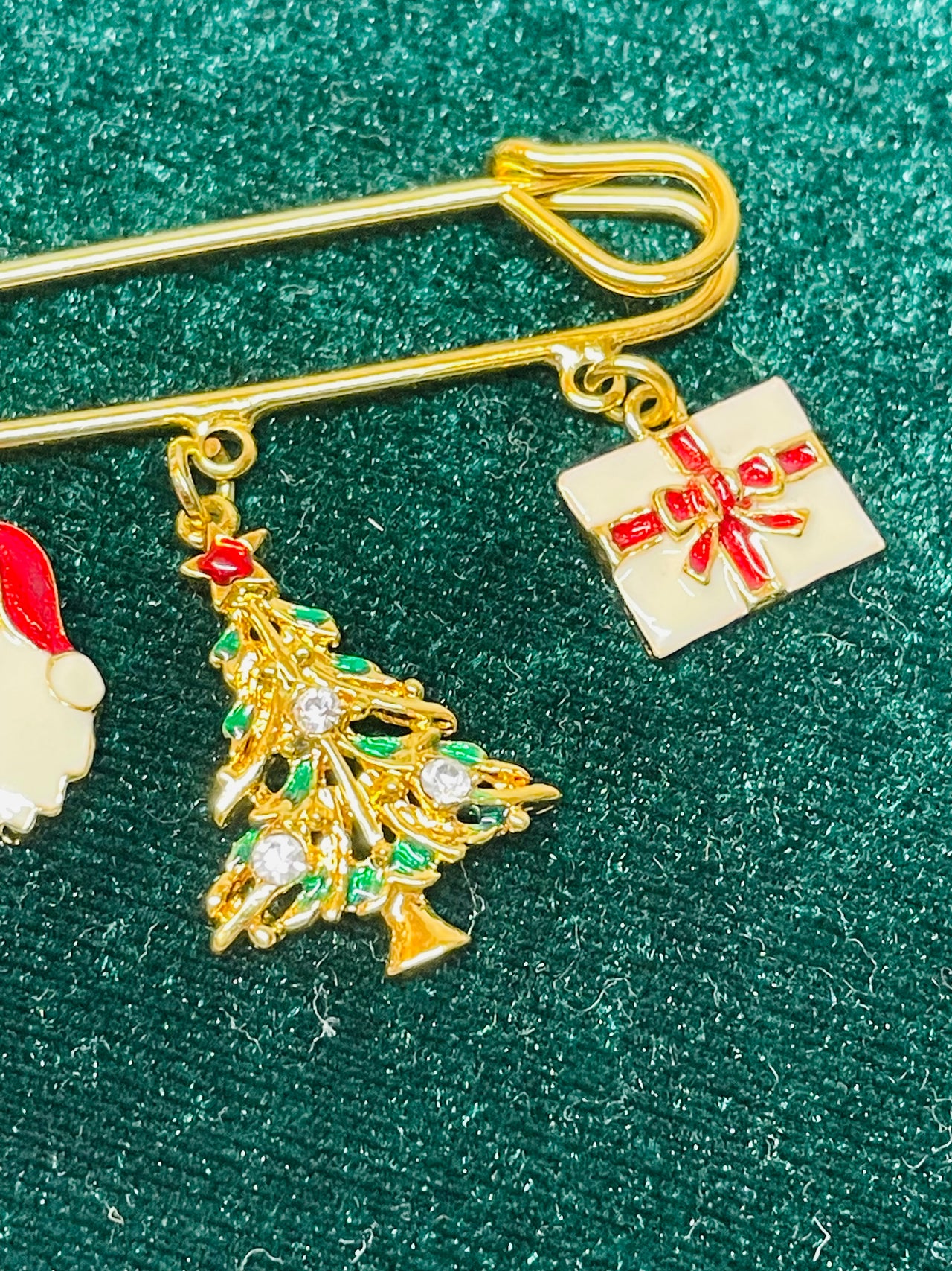 Avon Holiday Safety Pin Brooch