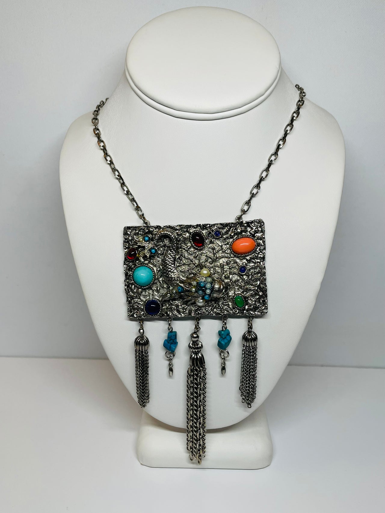 Silver Fish and Stones Fringe Necklace