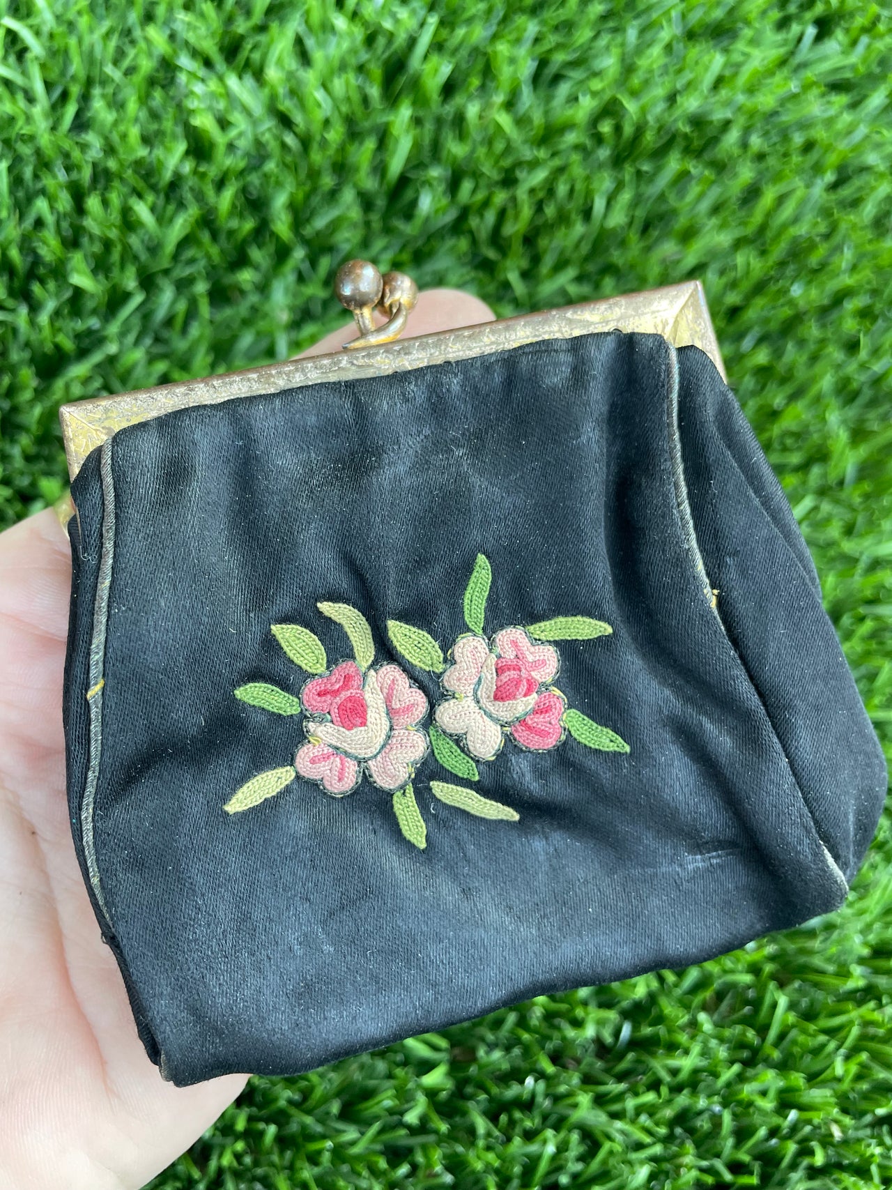 Black Silk Embroidered Rose Coin Purse