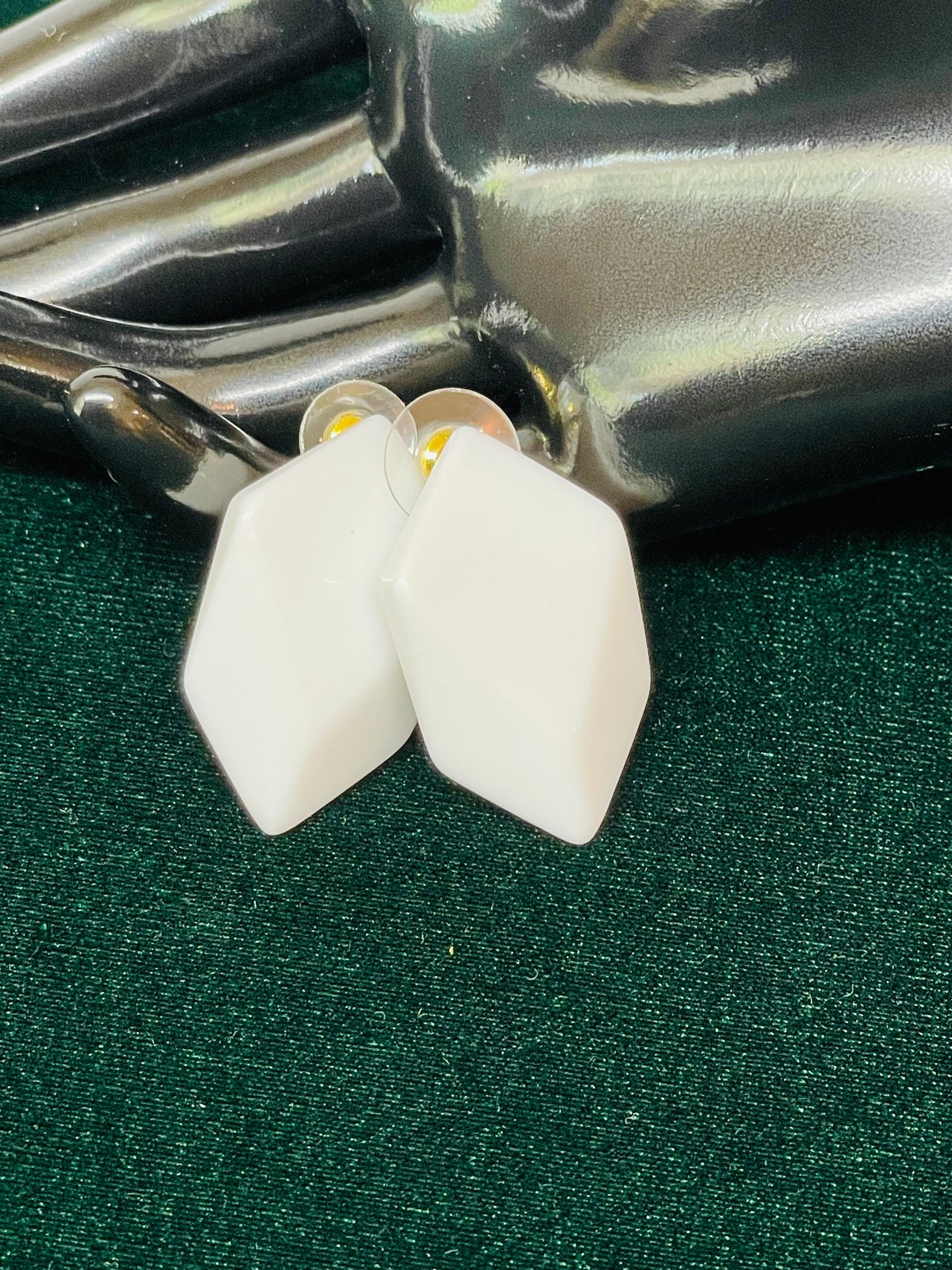 1980’s White Rhombus Shape Earrings