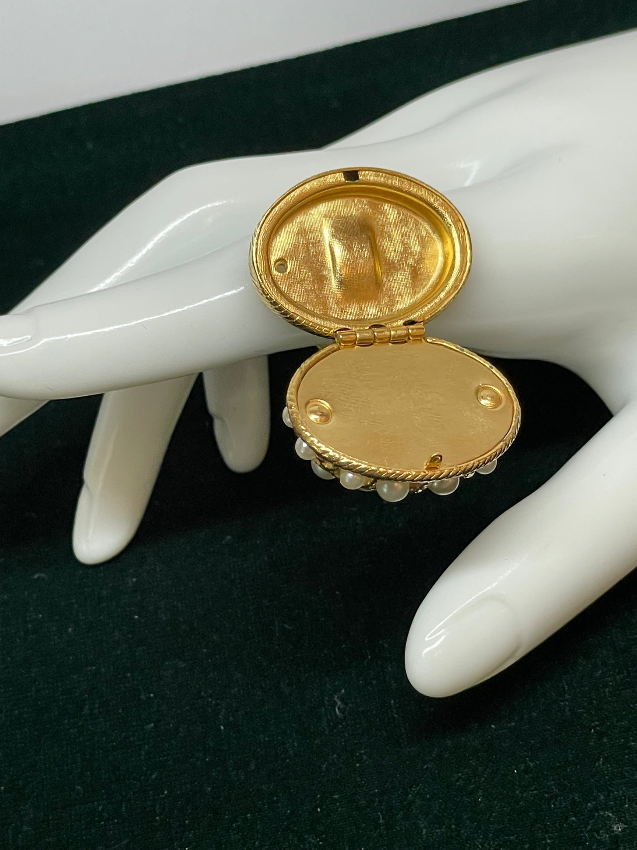1970’s Avon Pearl Poison Ring