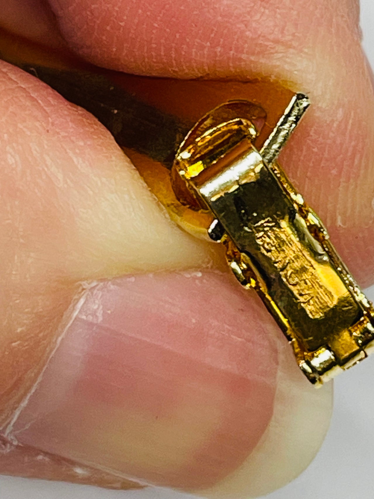 Gold Tone Bow Choker and Bracelet Set