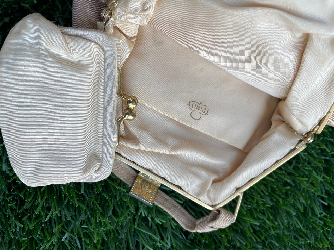1950’s Champagne Floral Embroidery Purse by Trinity