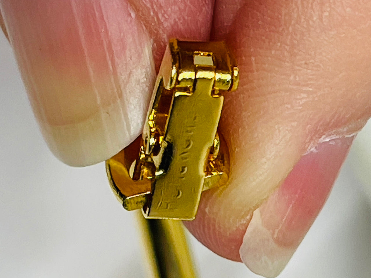 Gold Tone Bow Choker and Bracelet Set