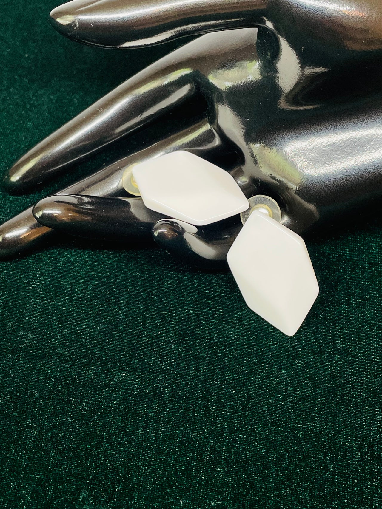 1980’s White Rhombus Shape Earrings
