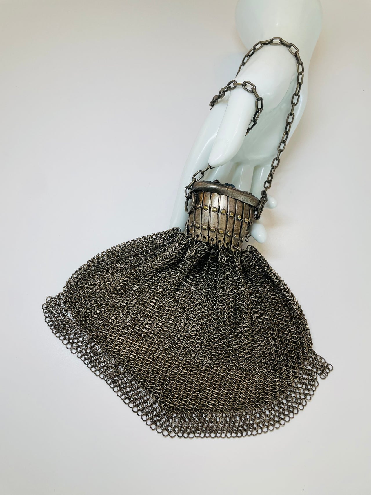 Accordion Silver Chainmail Purse