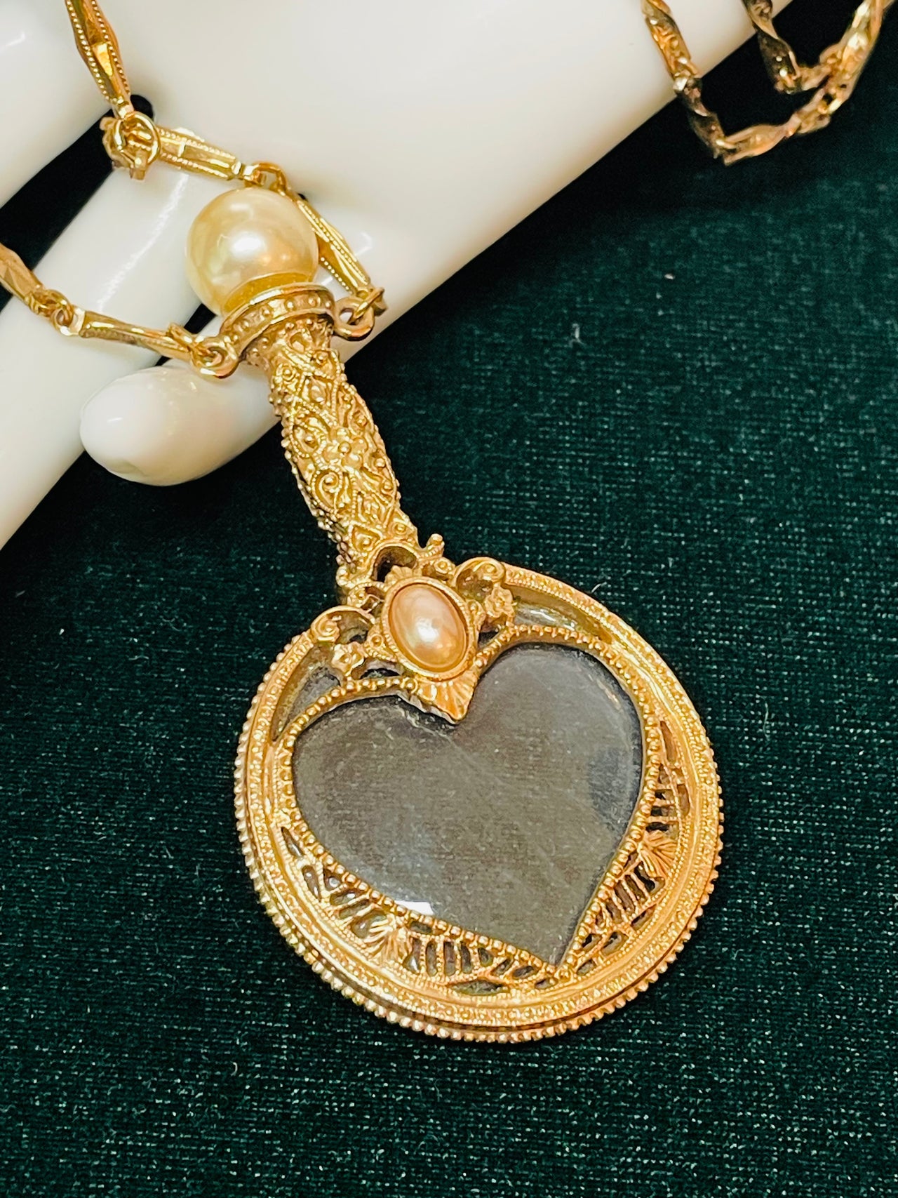 Rose Gold Heart Magnifying Glass Necklace