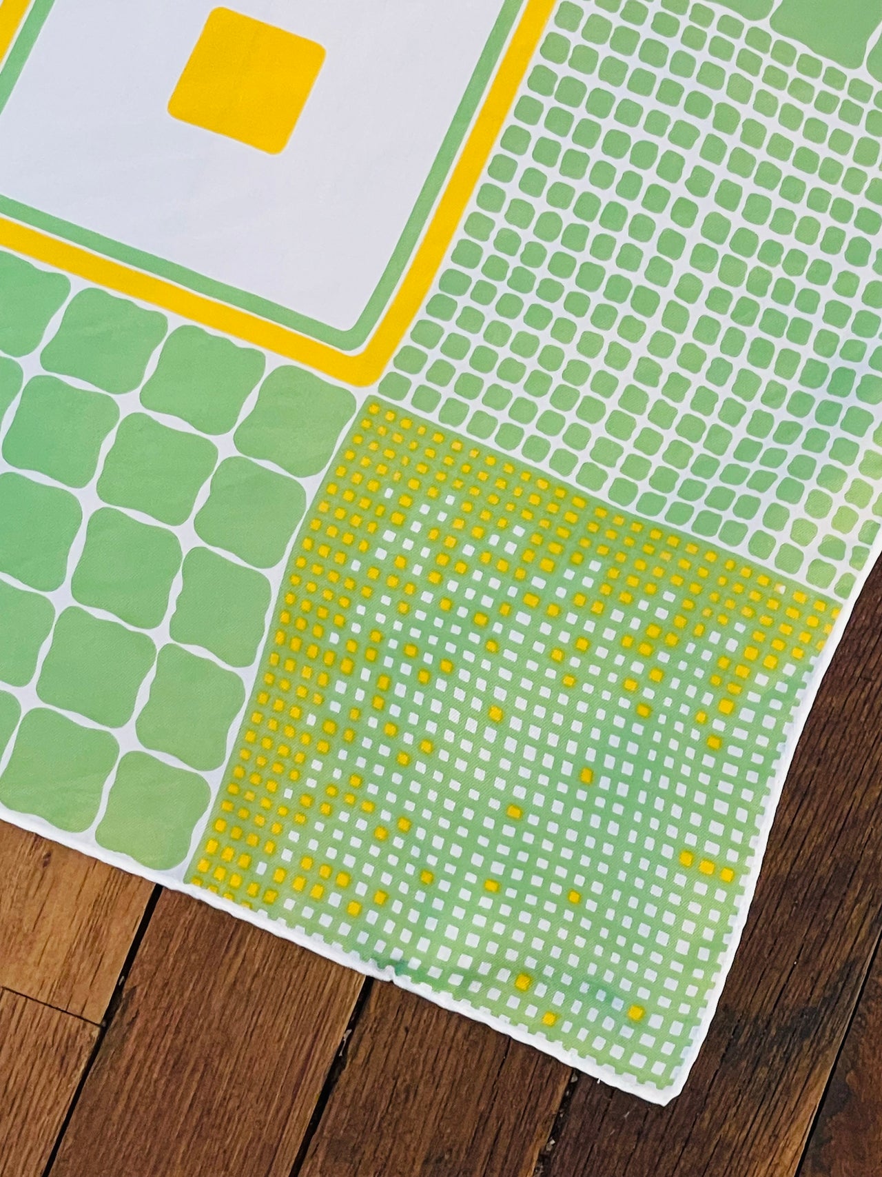 1960’s Green and Yellow Geometric Print Scarf