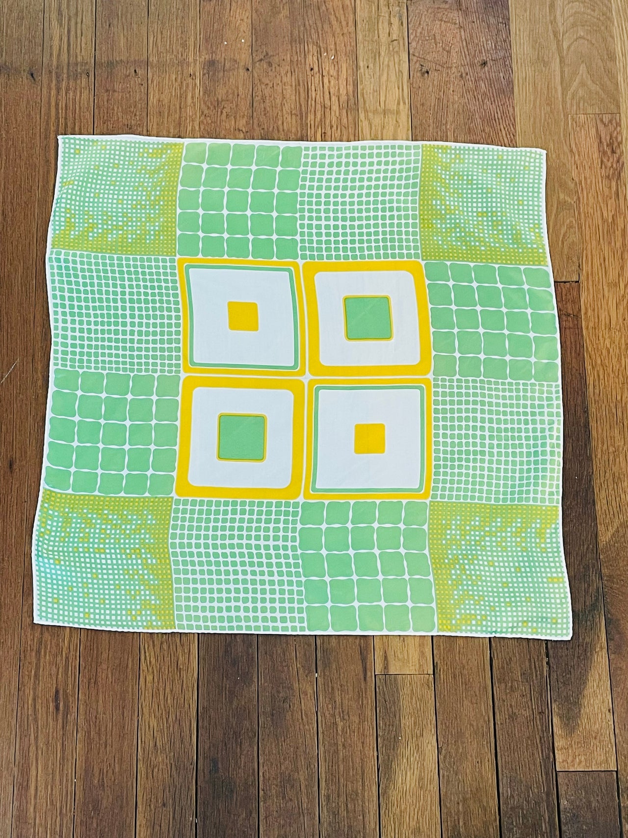 1960’s Green and Yellow Geometric Print Scarf