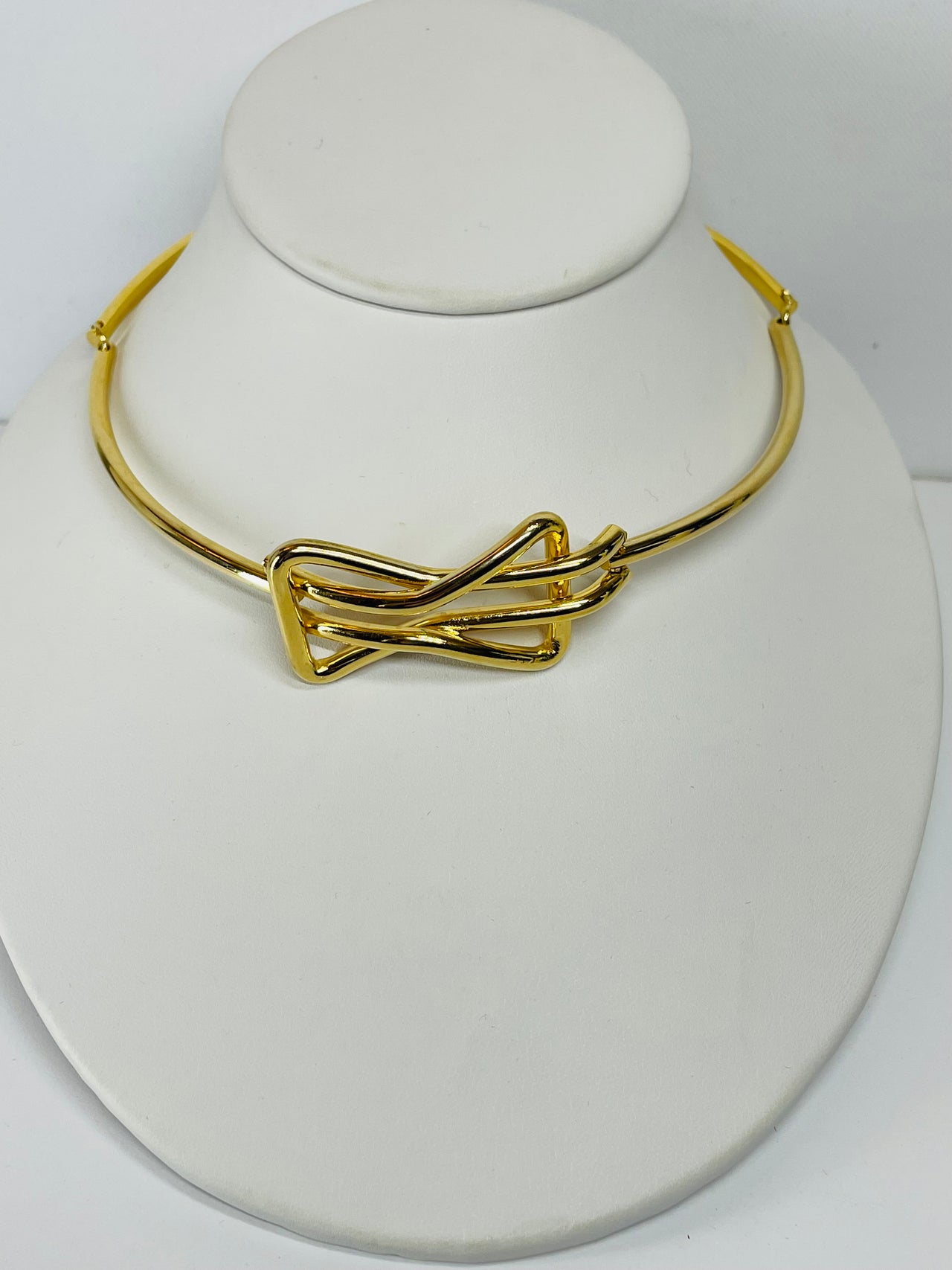 Gold Tone Bow Choker and Bracelet Set