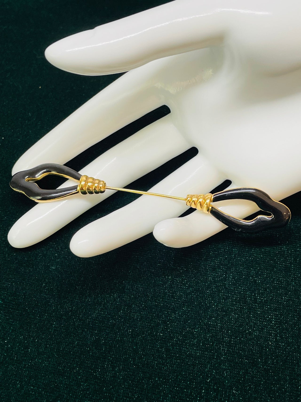 Black and Gold Hat Pin