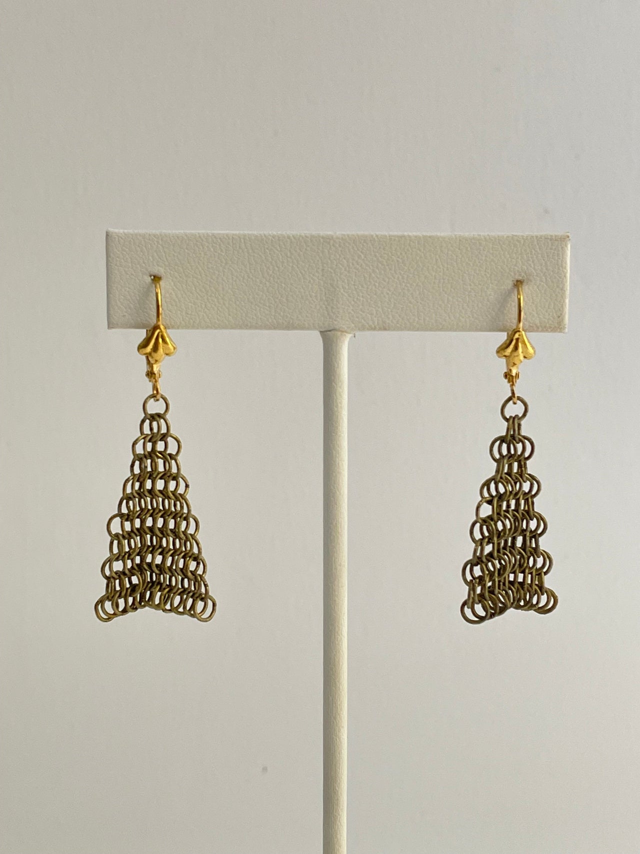 Antique gold mesh cream bead bib + earrings ￼ Devil's Details 