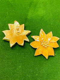 Thumbnail for Avon Enamel Yellow Flower Brooch and Earrings Set Devil's Details 