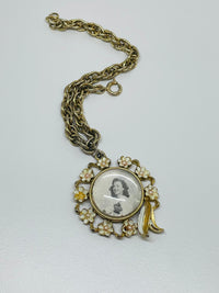 Thumbnail for Daisy Photo Charm Bracelet Devil's Details 