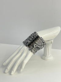 Thumbnail for Ferrara Black and White Snake Mesh Bracelet Devil's Details 