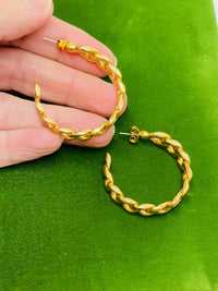Thumbnail for Gold Chain Link Hoops Devil's Details 