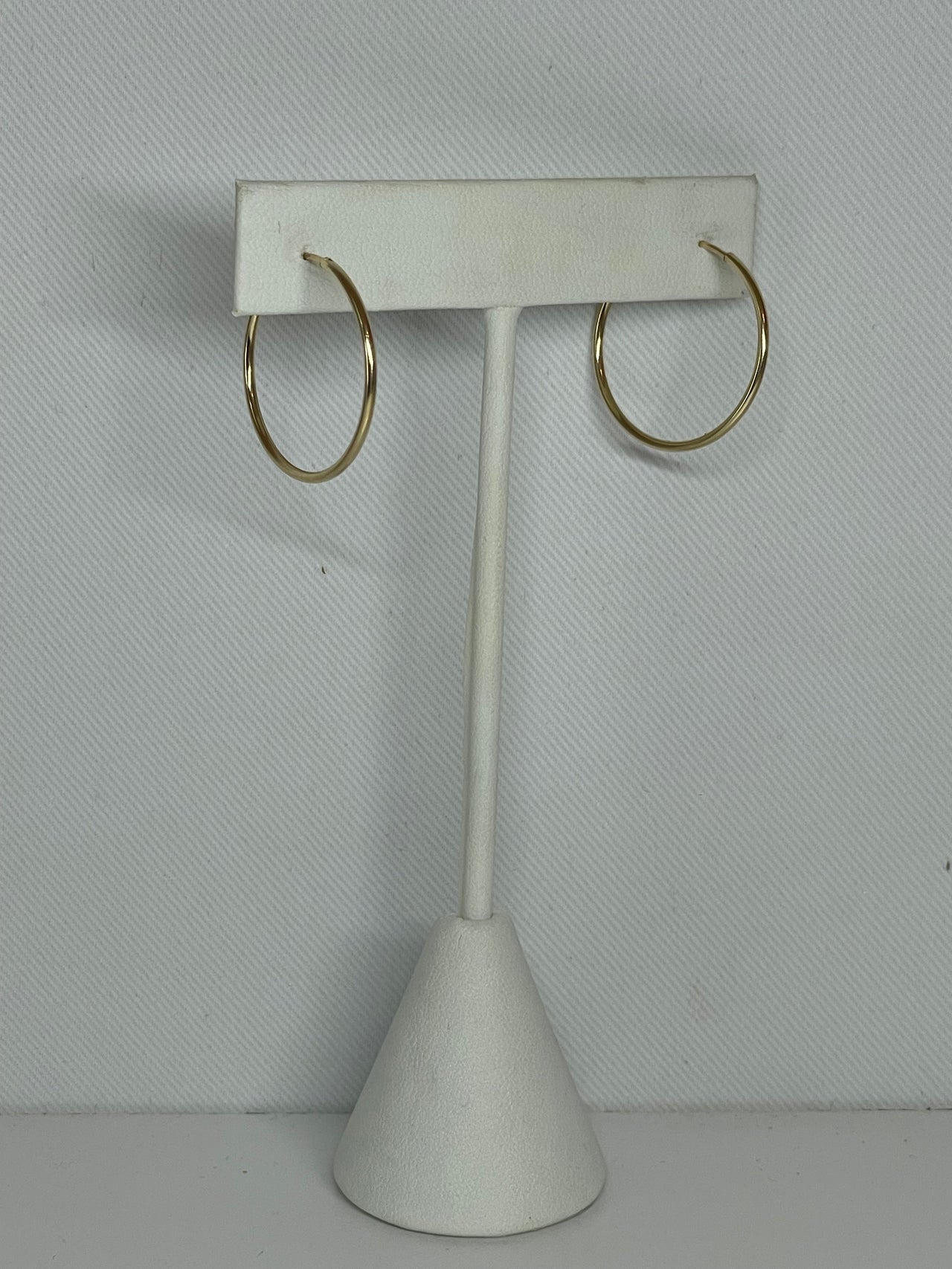 Gold Filled Hoops Devil's Details 