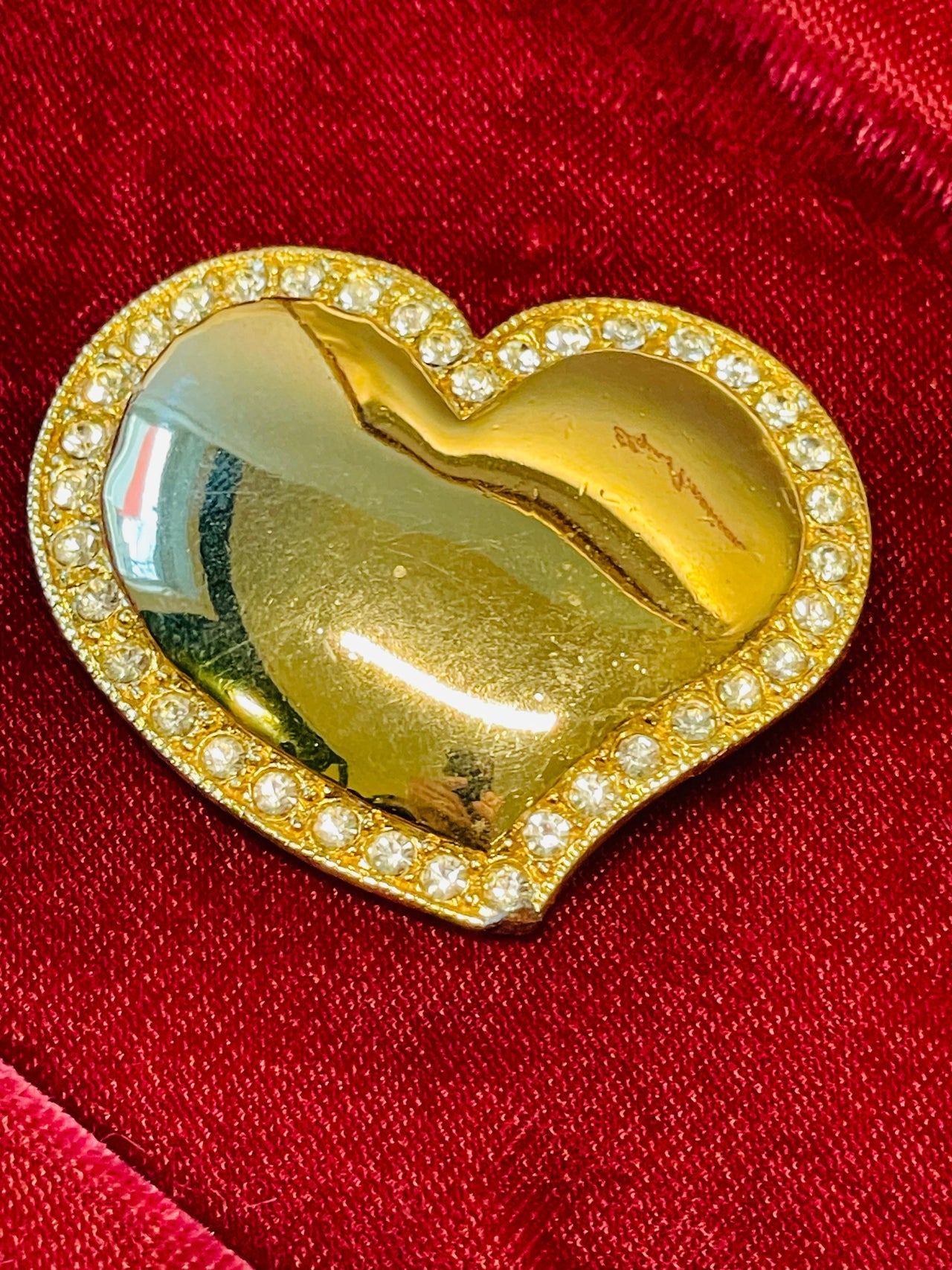 Gold Heart Brooch Lined with Rhinestones Devil's Details 