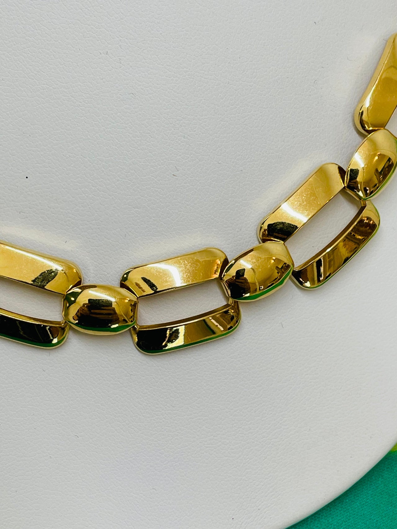Gold Square Link Chain Necklace Devil's Details 