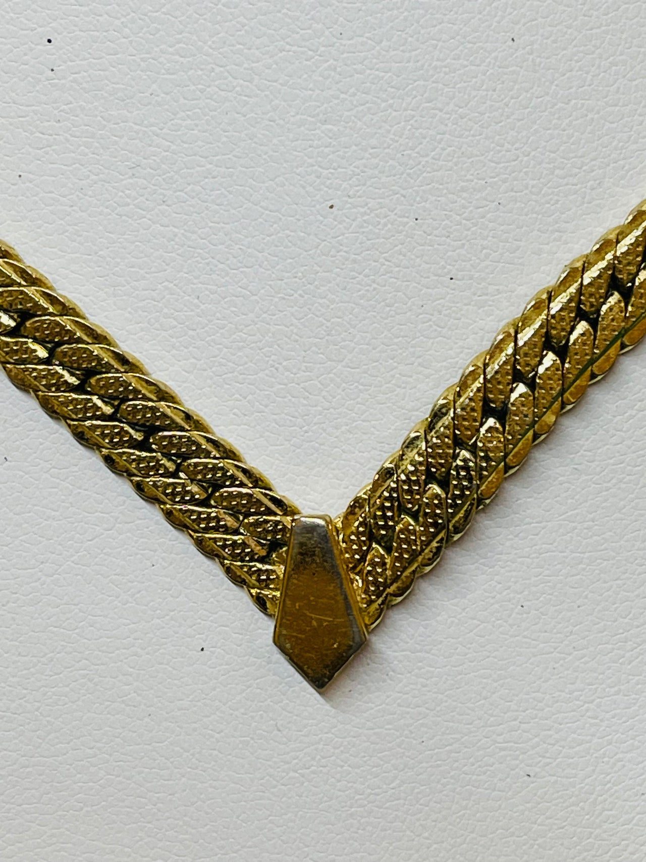 Gold V Shape Necklace Devil's Details 