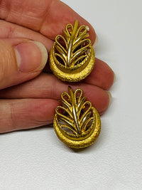 Thumbnail for Gold Wheat Crest Clip Ons Devil's Details 