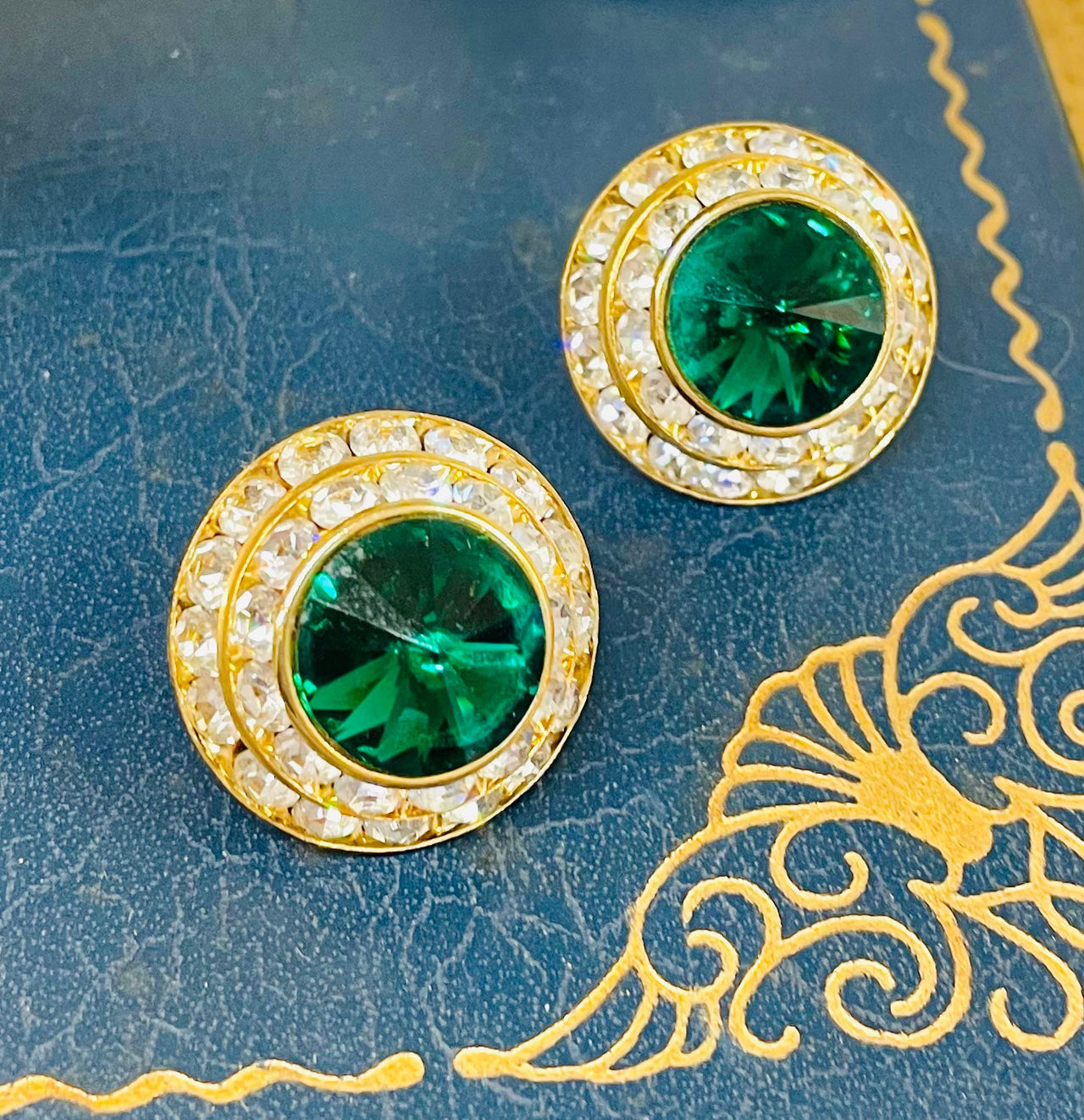 Green Faceted Glass and White Rhinestone Pierced Earrings Jewelry Bloomers and Frocks 