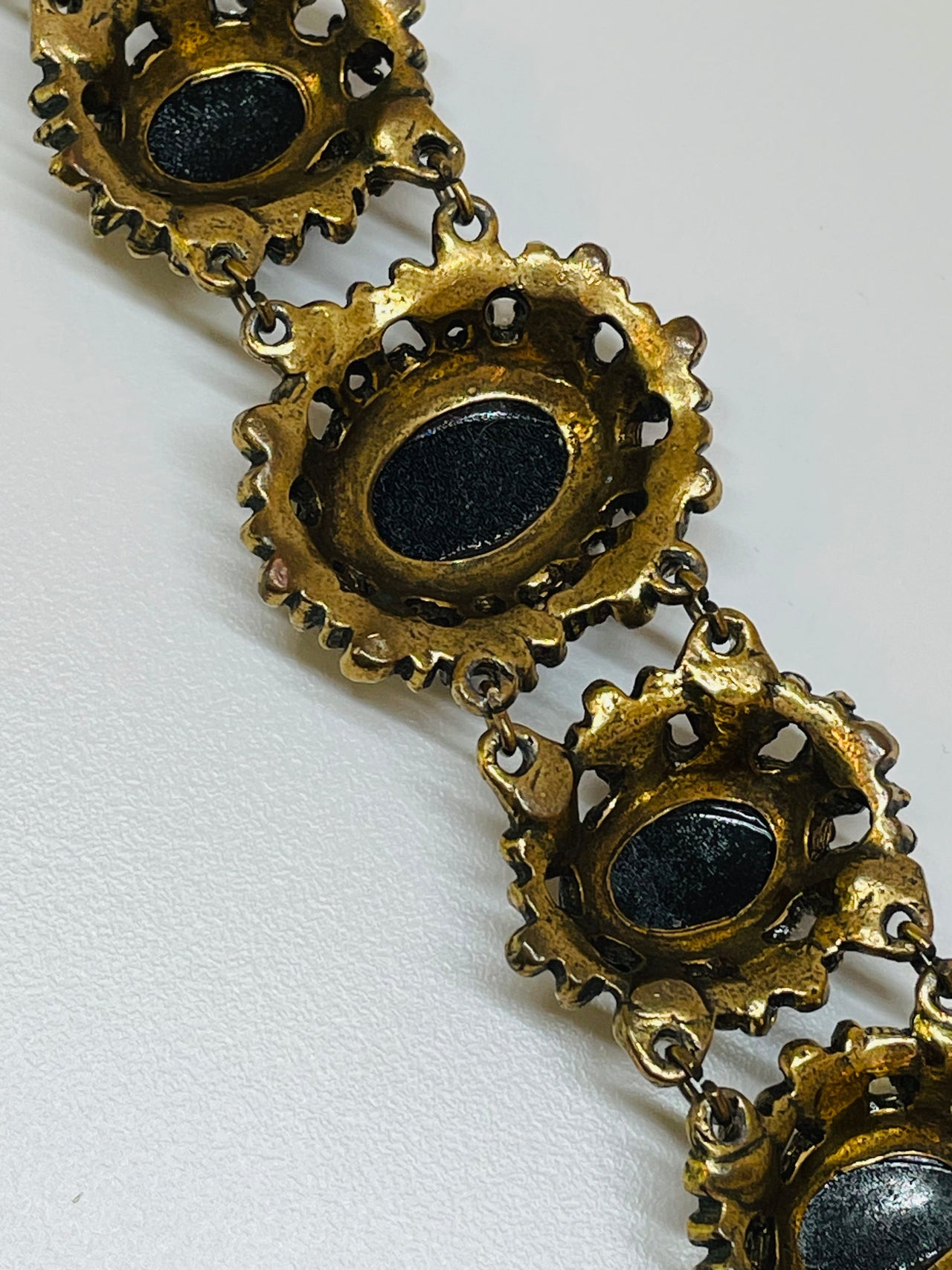 Judy Lee Black Cabochon Gold Bracelet Devil's Details 