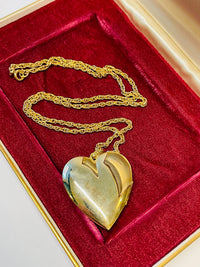 Thumbnail for Large Gold Heart Locket Devil's Details 
