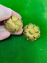 Thumbnail for Monet Gold Flower Clip on Earrings Devil's Details 