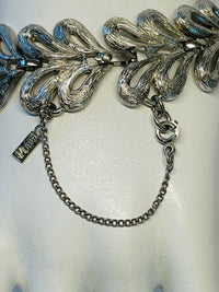 Thumbnail for Monet Heart Link Bracelet Devil's Details 