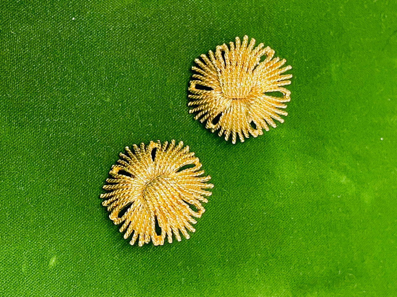 Money Glit Floral Cordelia Clip Earrings Devil's Details 