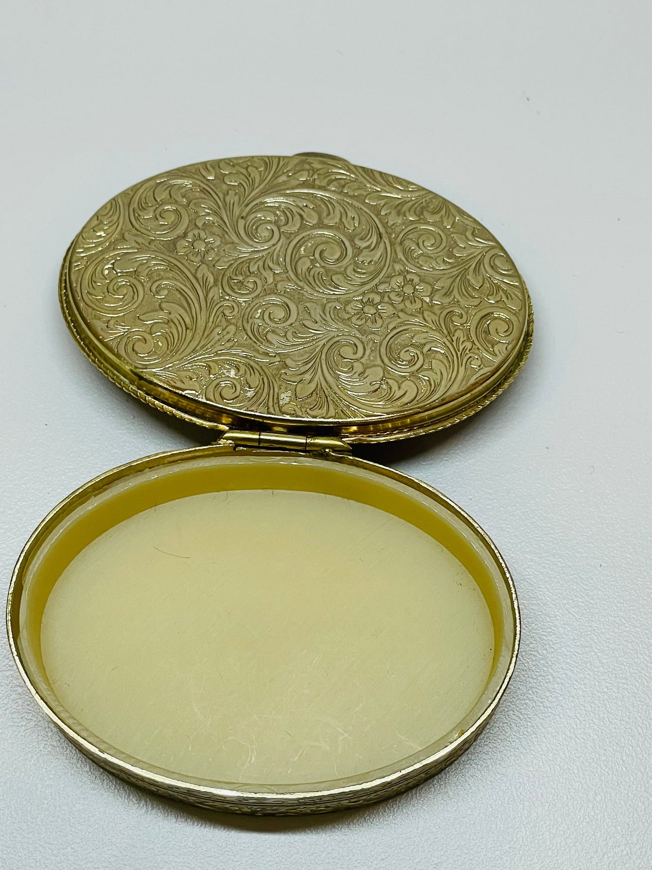 Peacock and Floral Oval Pill Box/Container Devil's Details 