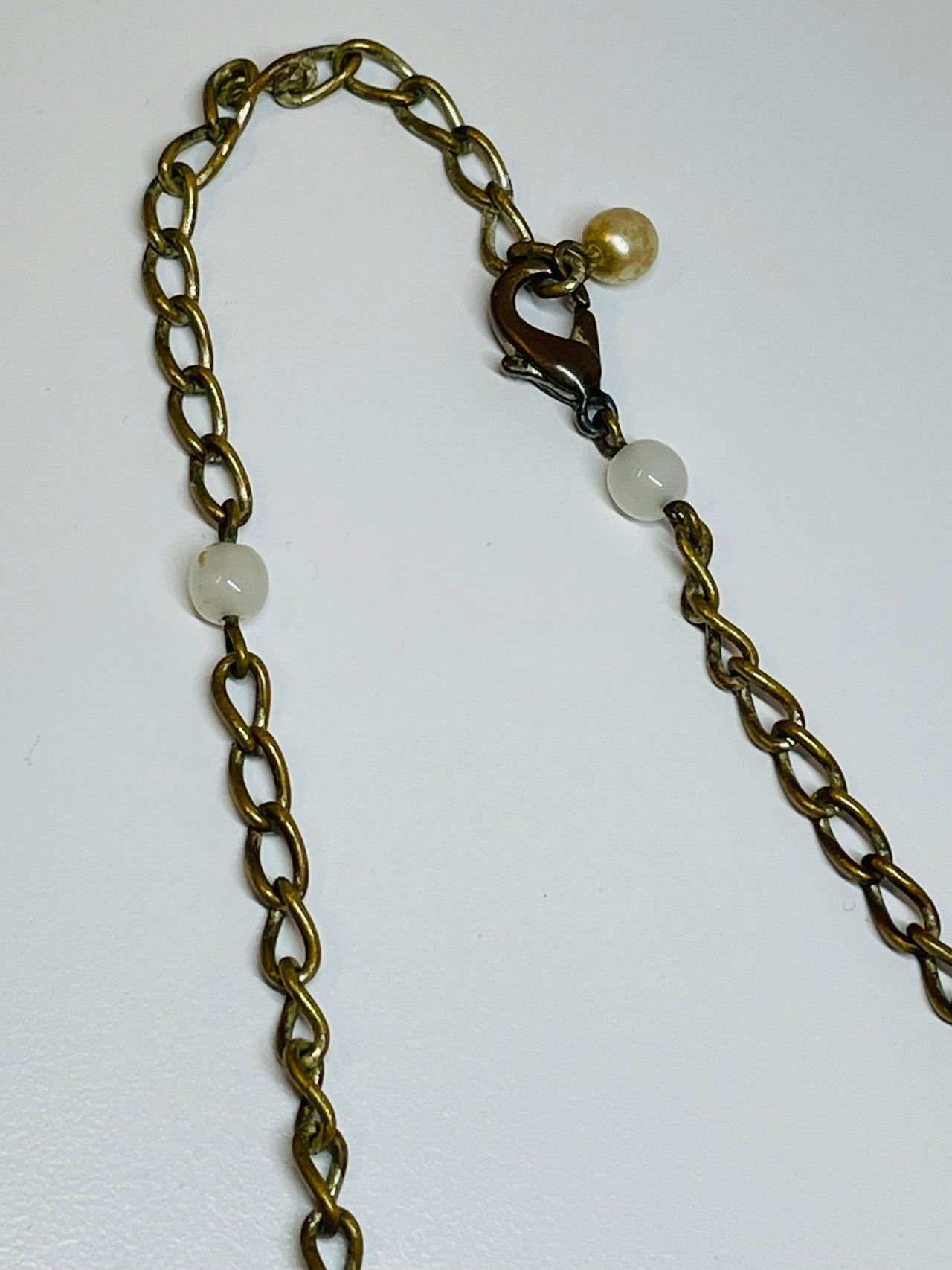 Pearl and AB Beaded Necklace Devil's Details 