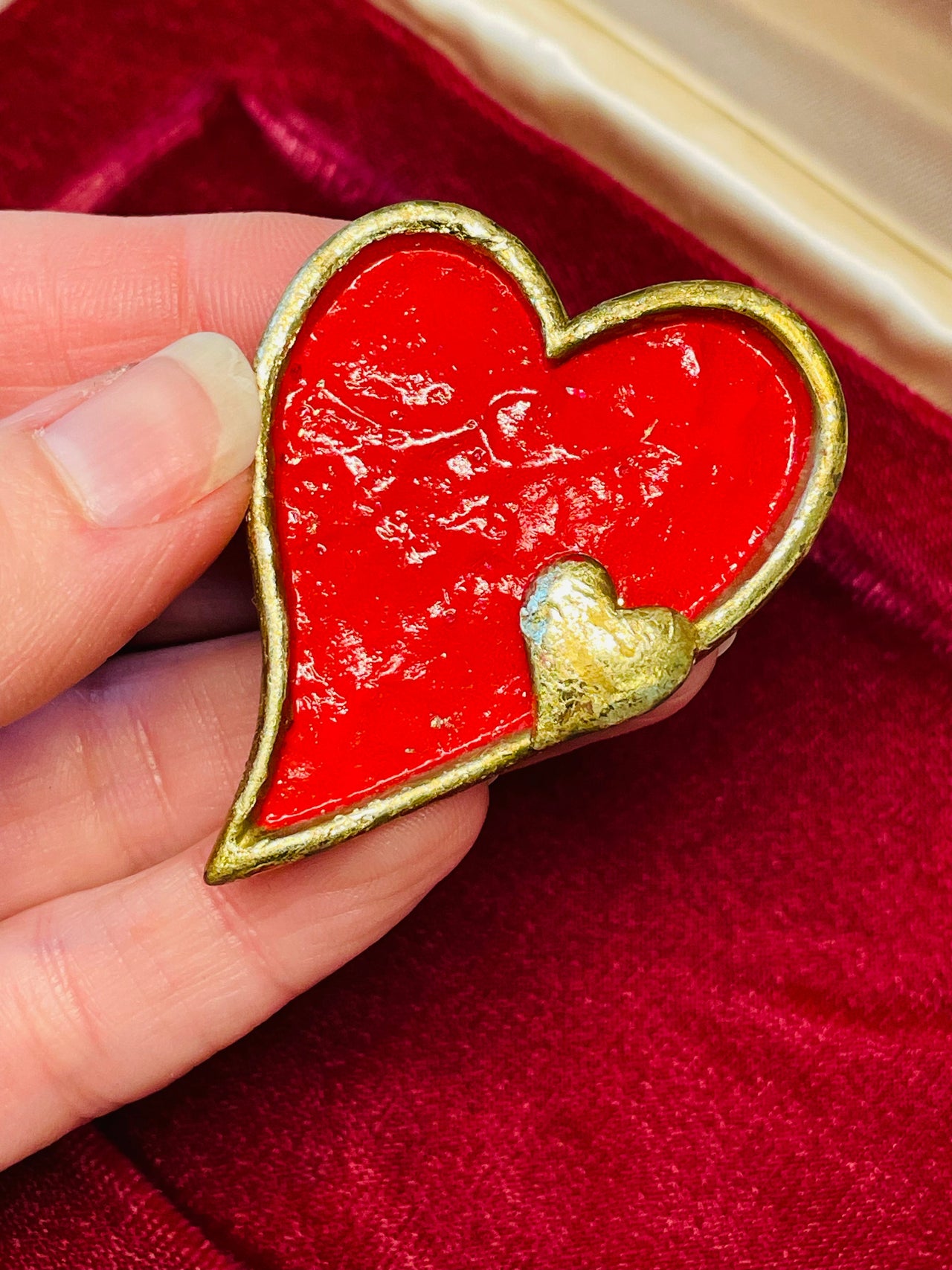 Red Heart Wooden Brooch Devil's Details 