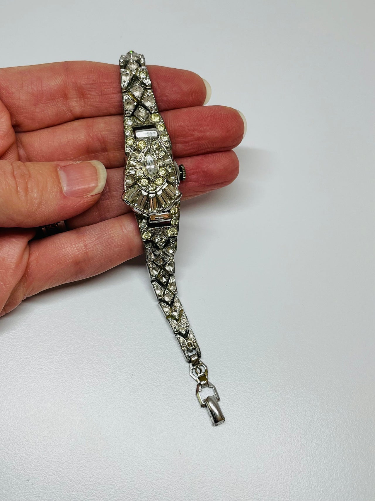 Rhinestone Silver Watch Devil's Details 