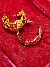 Thumbnail for Small Gold Heart Hoops Devil's Details 