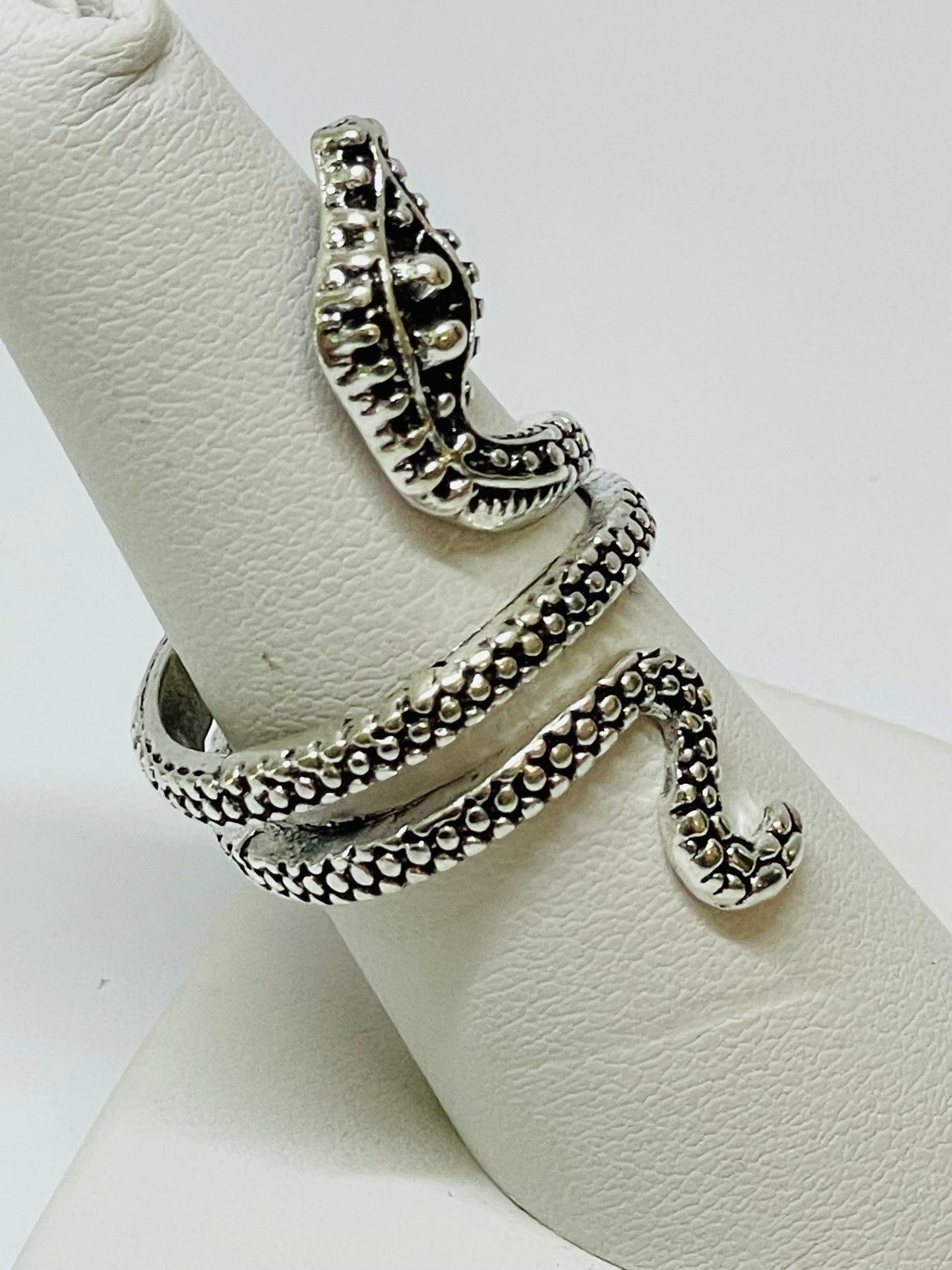 Small Silvertone Coiled Snake Ring Devil's Details 