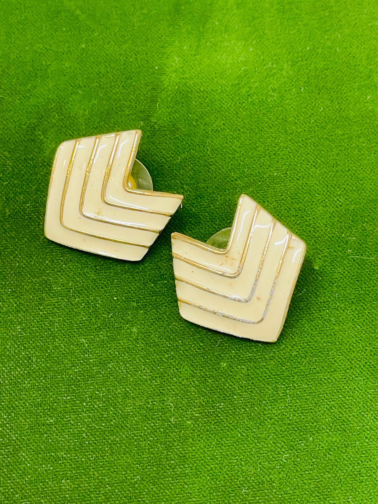 White and Gold Enamel Shield Earrings Devil's Details 