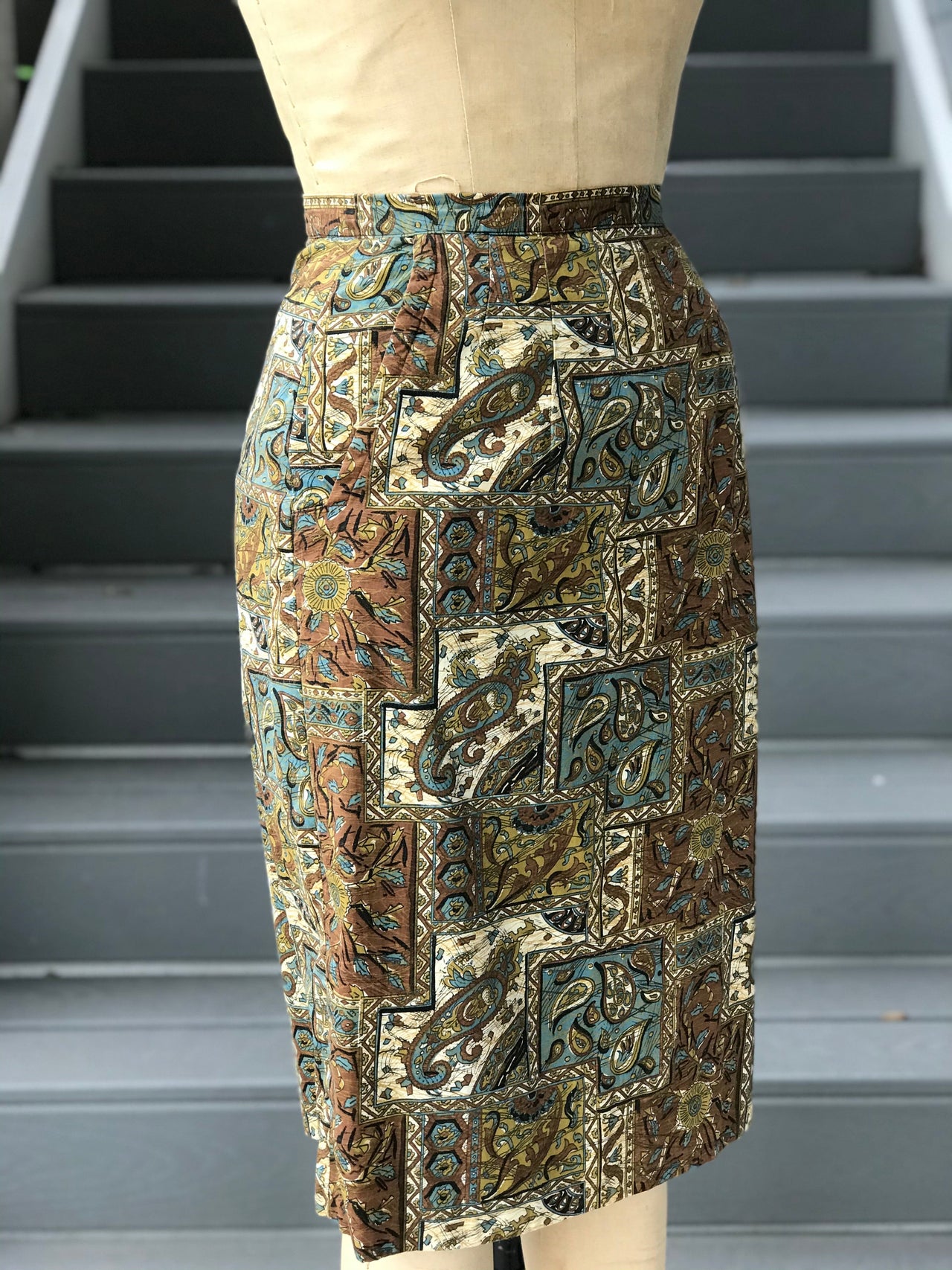 1950s Tiki Pencil Skirt Skirt or Pant Bloomers and Frocks 