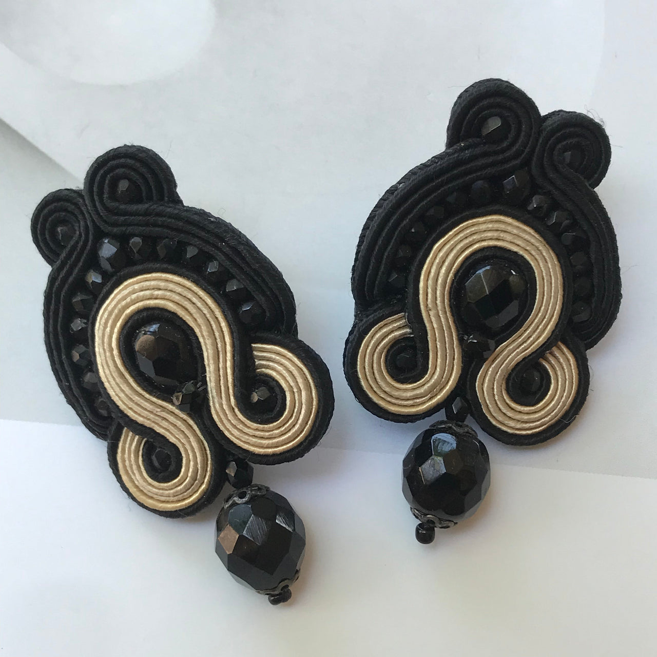 Black and gold beaded earrings Jewelry Bloomers and Frocks 