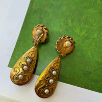 Thumbnail for Designer Butler and Wilson Gold Pearl Clip On Earrings Jewelry Bloomers and Frocks 