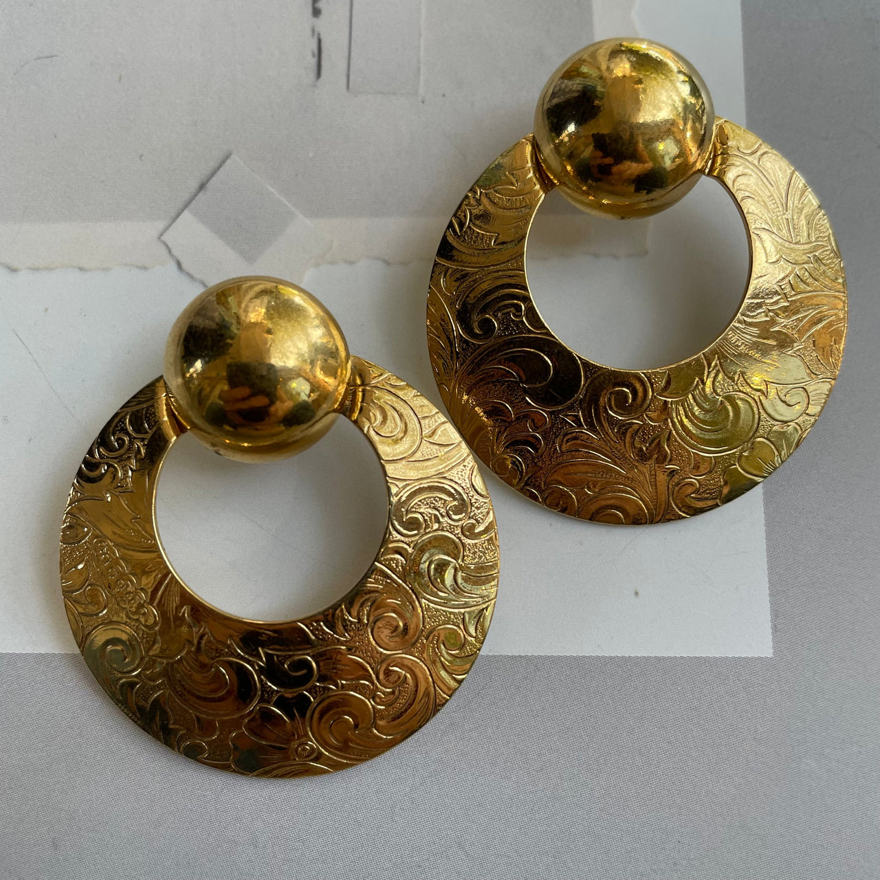 *Etched Gold Door Knocker Pierced Earrings* Jewelry Bloomers and Frocks 