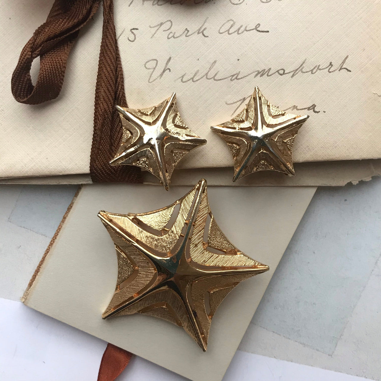 Gold Star Brooch + Clip Earring Set Jewelry Bloomers and Frocks 