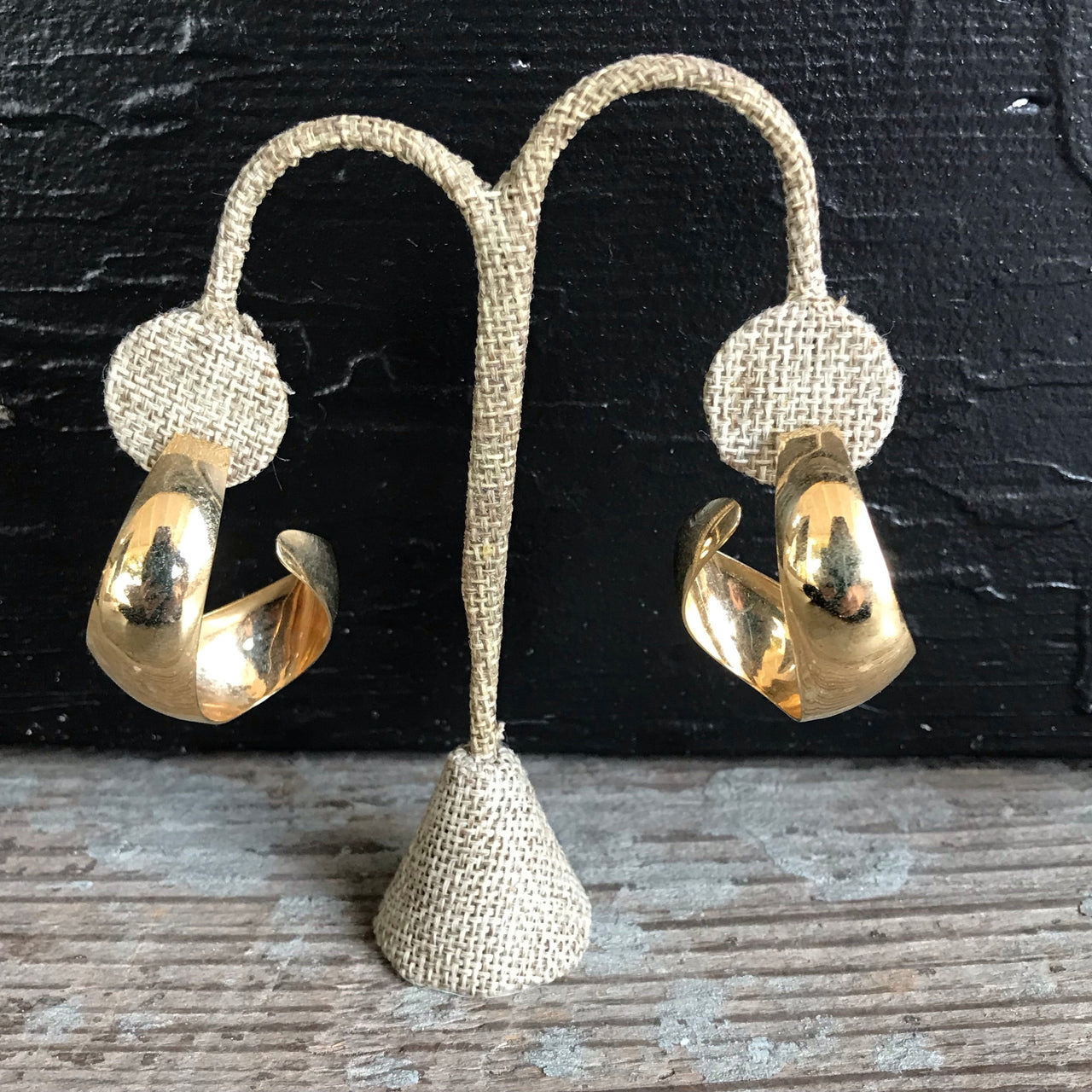 Twist Around Goldtone Hoop Earrings Jewelry Bloomers and Frocks 